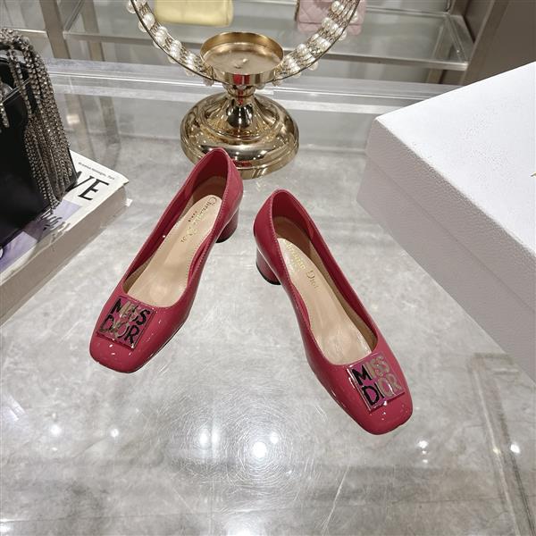 20251127171540810 270